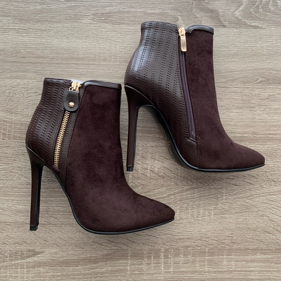 Shoes - ✨Host Pick✨Sergio Bari Bootie, NWT